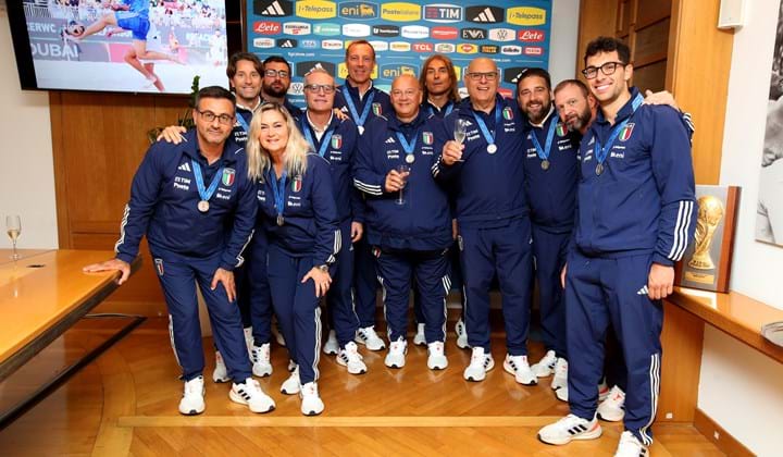 L’omaggio della FIGC ai vice campioni del mondo di beach soccer
