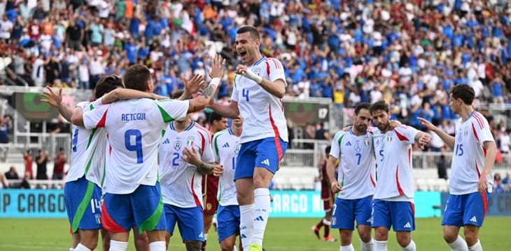 Italy clinch 2-1 win over Venezuela thanks to a brace from Retegui