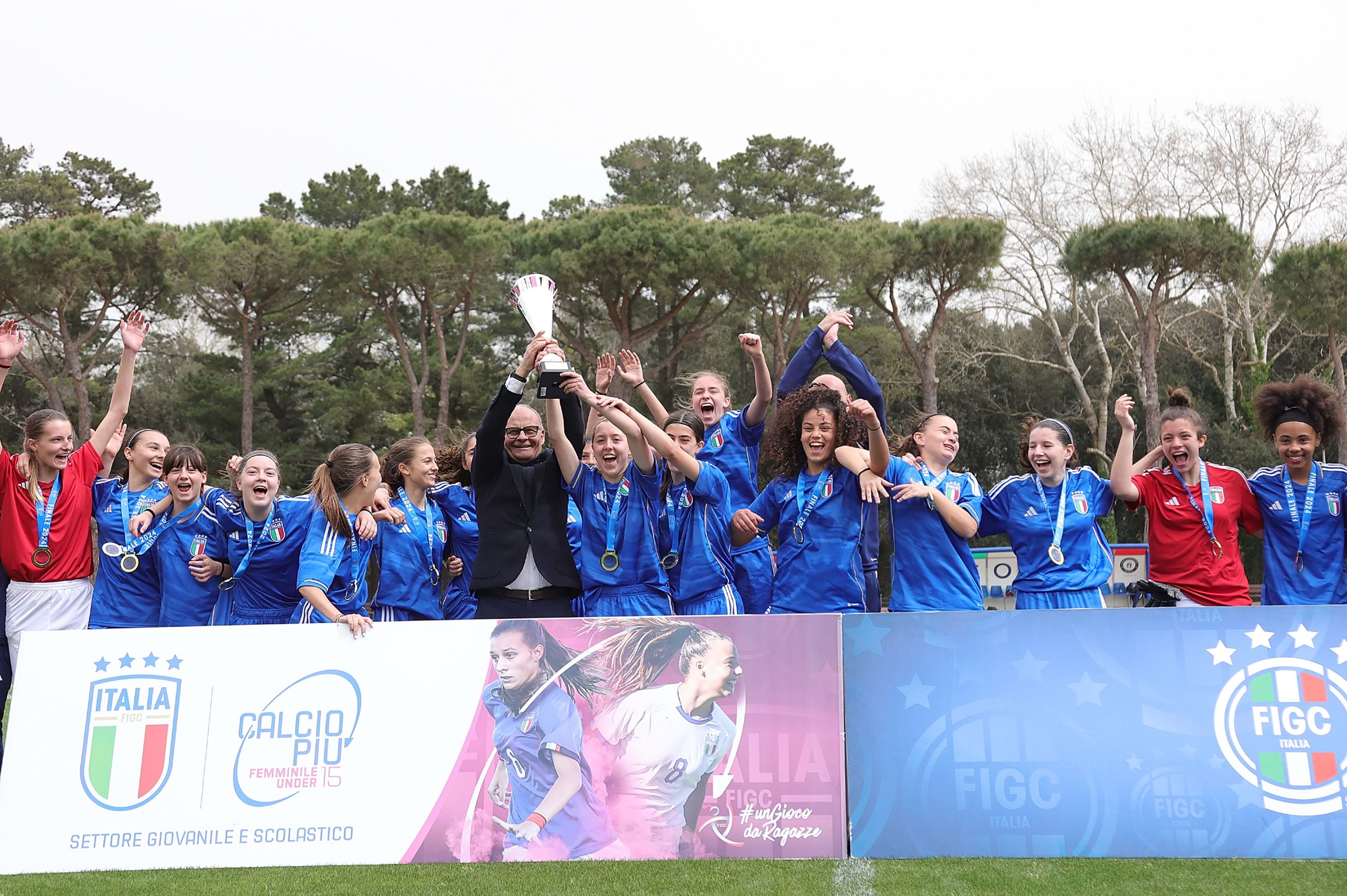 Calcio +15: successo per la selezione lombarda Franciacorta che si aggiudica la settima edizione del Torneo delle Selezioni 