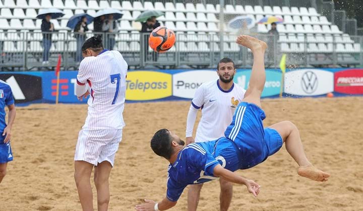 L'Italbeach riparte col piede giusto: Francia sconfitta per 5-3
