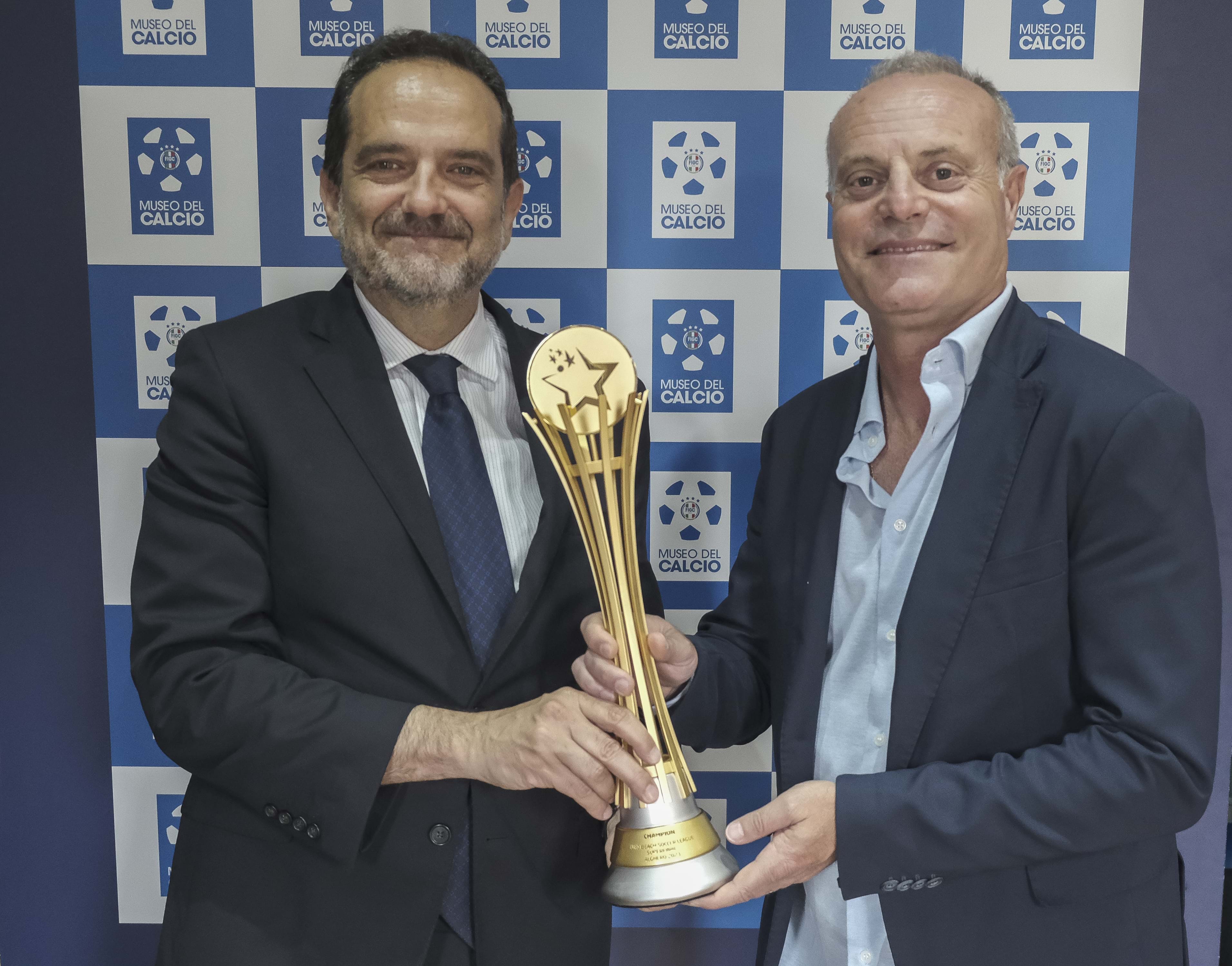Il Museo del Calcio si arricchisce di un nuovo trofeo la coppa dell