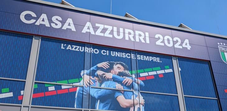 Martedì Iserlohn si tinge d'azzurro: allenamento aperto al pubblico, inaugurazione del Media Center e il taglio del nastro di Casa Azzurri