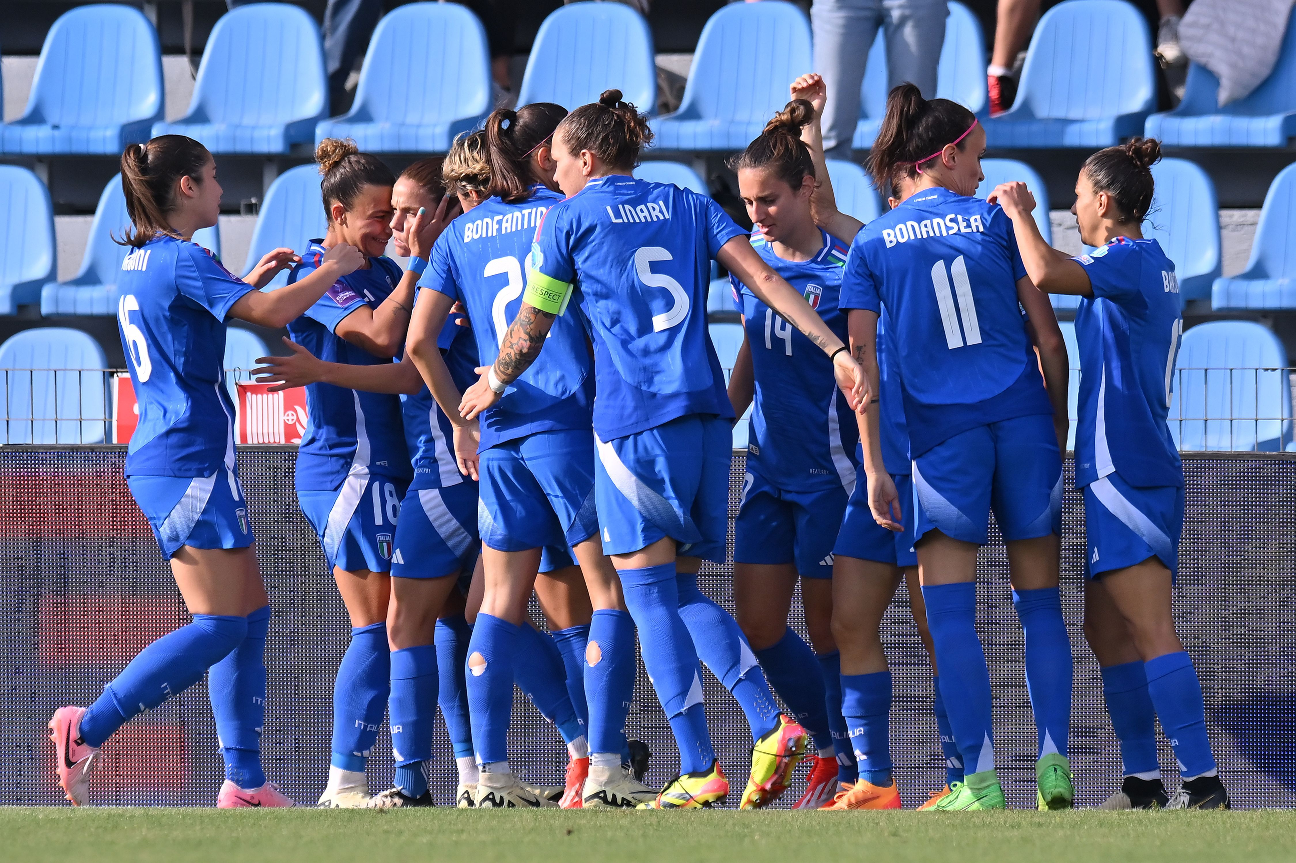 Qualificazioni EURO 2025 33 convocate per il raduno di preparazione alle ultime due partite con