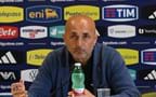 Spalletti tra amarezza e voglia di ripartire: "Sono il primo responsabile dell'eliminazione dall'Europeo. Nascerà un'Italia ancora più giovane"