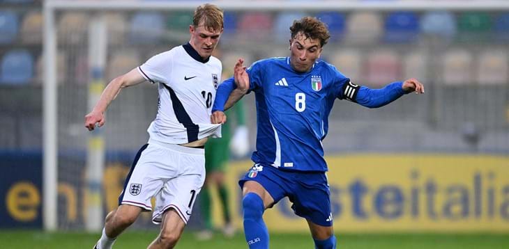 Elite League, Azzurrini beffati a Frosinone: l'Inghilterra vince 2-1. Corradi:
