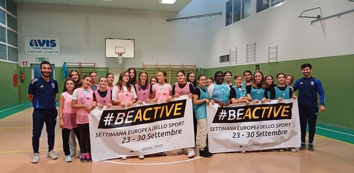 Grande successo per il Play Days a Pesaro: entusiasmo e sport per le ragazze dell’Istituto Leopardi