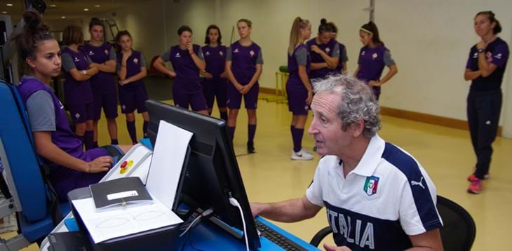 Una ricerca per prevenire gli infortuni ai legamenti crociati delle calciatrici