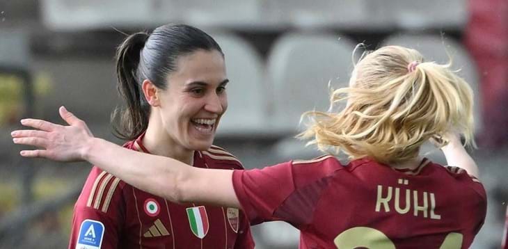 La Roma ritrova vittoria e 2° posto: 2-0 alla Fiorentina. Domenica il big match Inter-Juventus