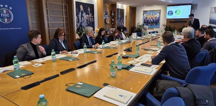 A Roma l'incontro tra la Divisione Serie B e i club, con la partecipazione del presidente Gravina. Presentato alle società uno studio sullo stato del movimento