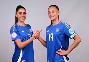 Scatti pre-Europeo: le foto ufficiali delle Azzurrine davanti ai flash della UEFA