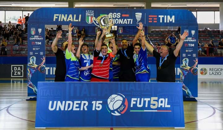 Gli scudetti giovanili del futsal si cuciono sul petto di Roma e Cantera Adriatica