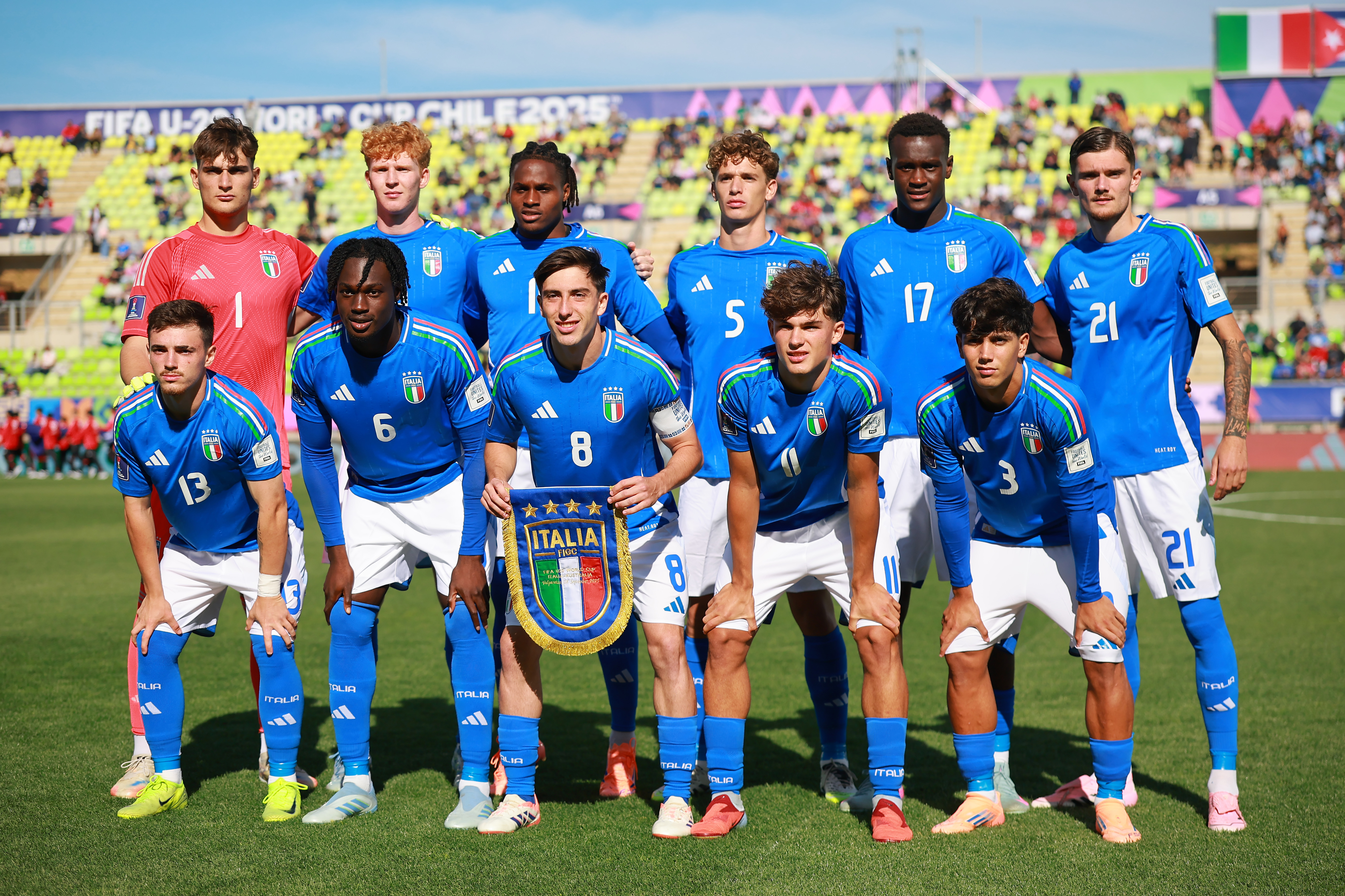 In alto, da sinistra a destra: Nunziante, Corradi, Okoro, Natali, Iddrissou e Riccio. In basso, da sinistra a destra: Emanuel, Amey, Mannini, Mosconi e Cama