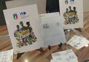 Presentazione francobollo 120 anni FIGC