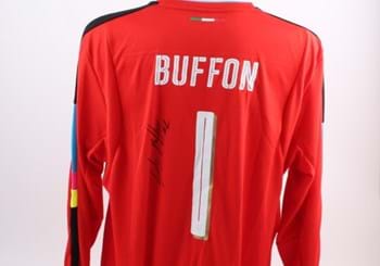 Grazie alle maglie di Buffon un contributo per ‘Special Olympics’ e ‘Stelle Nello Sport’