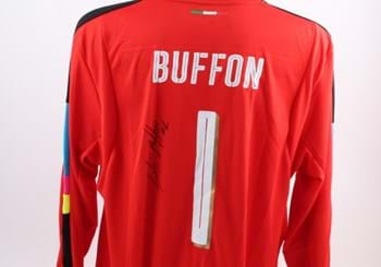 “Stelle nello Sport”: si chiude l’asta con la maglia autografata di Buffon