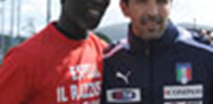Buffon: “Totti è sempre uno di noi, in Nazionale tanti giovani di valore”