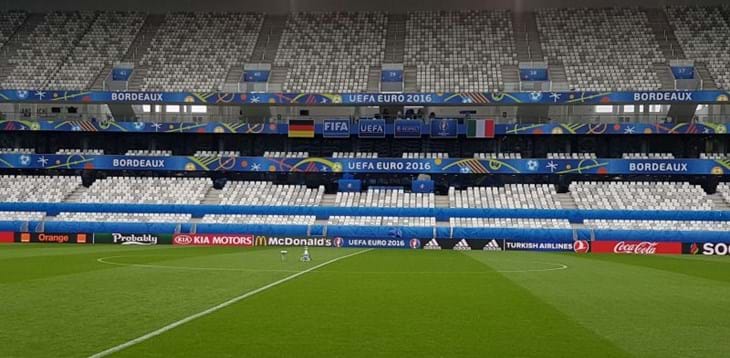 Italia-Germania: Azzurri con il lutto al braccio per le vittime dell’attentato in Bangladesh