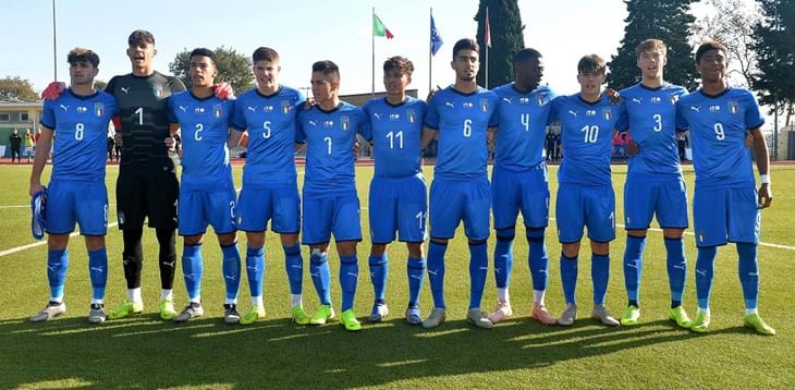 Italia battuta 4-2 in amichevole dalla Slovacchia. Guidi:  