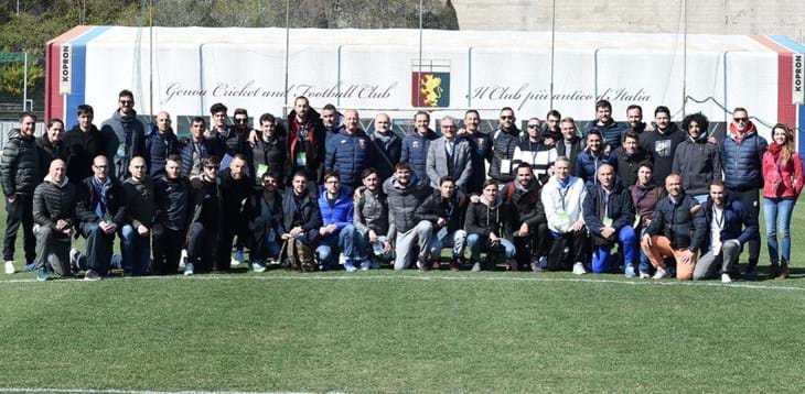 Gli aspiranti preparatori nella casa del Genoa, a lezione da Cesare Prandelli