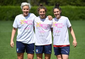 Women's National Team players support Race For The Cure