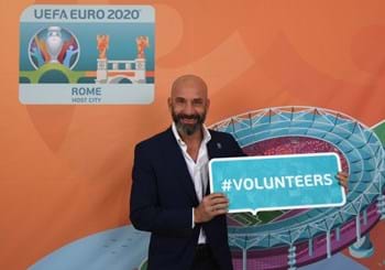 UEFA Euro 2020, è “boom” per il programma volontari a Roma, quasi 1.200 le richieste già arrivate
