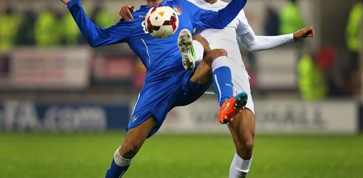 Azzurrini sconfitti 3-0 nell'amichevole in Inghilterra: doppietta di Brown e gol di Loftus-Cheek